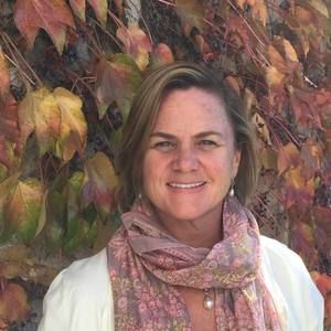 Meet your Posher, Julie